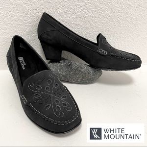 White Mountain “GREATNESS” stitched leather block heel loafer Sz 8.5W